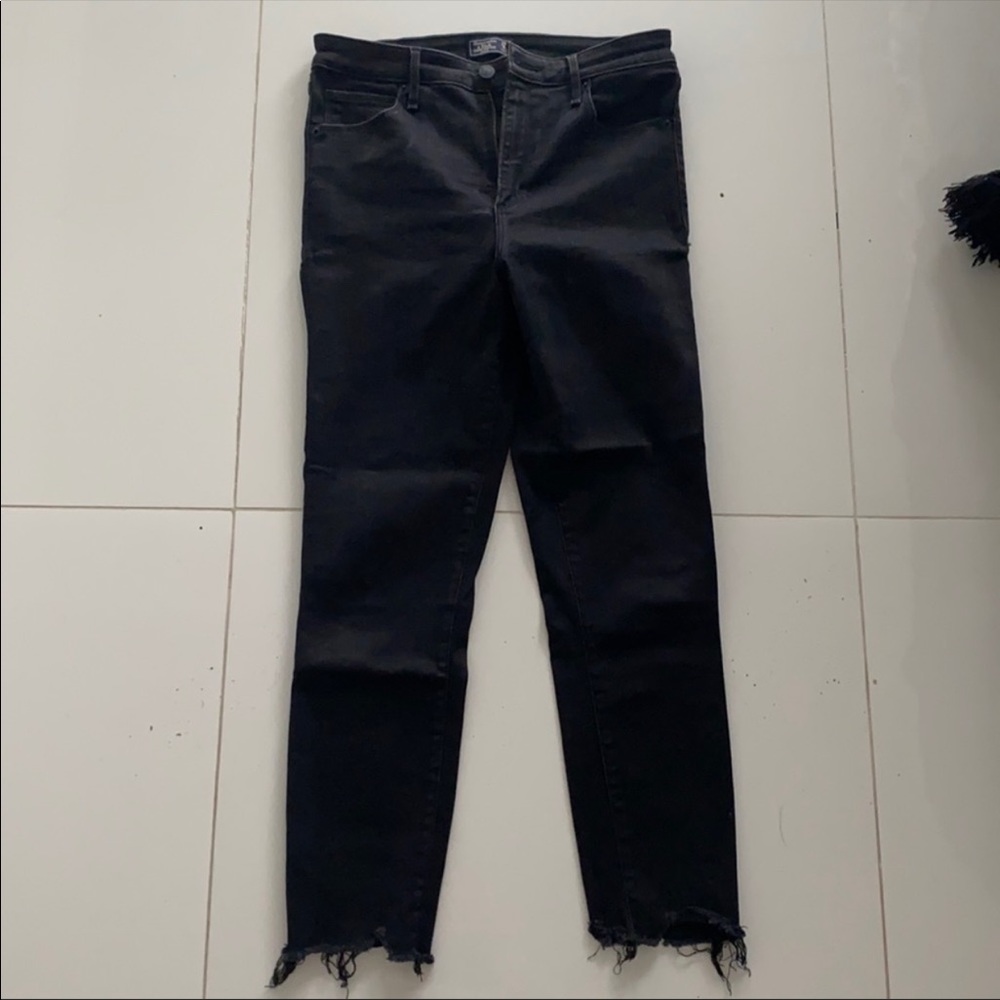 Abercrombie | High-Rise Ankle Jeans